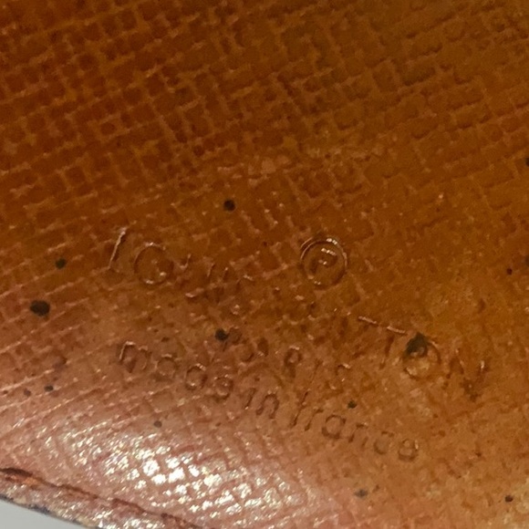 Authentic Louis Vuitton Monogram Black and Brown Card Holder - Picture 7 of 7